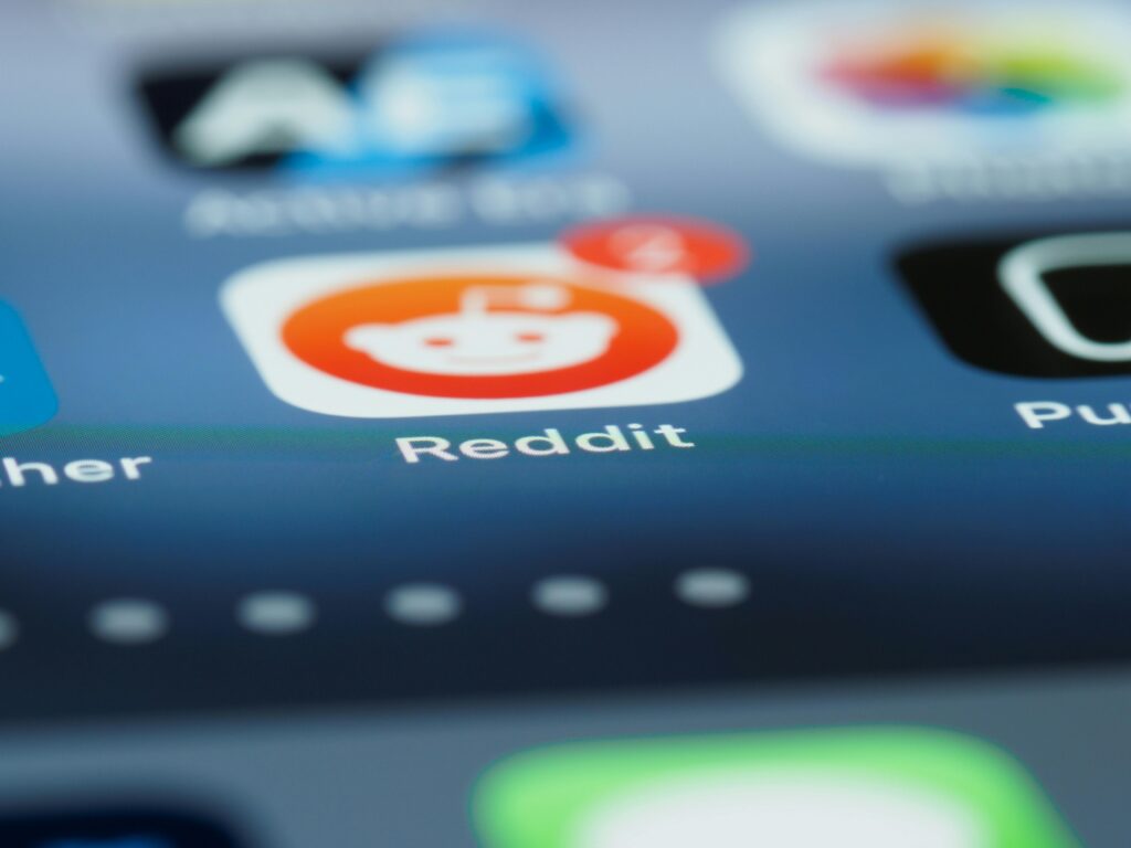 Як просувати бізнес на платформі Reddit без ризику бану